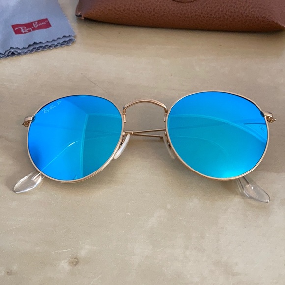 Ray Ban round metal polarized women’s sunglasses, gold frame, blue flash lenses - Picture 2 of 12